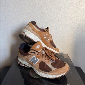 New Balance Men's Tan & Brown Suede Mesh Sneakers